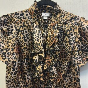 Worthington Neck Animal Print,Ruffle Front,Button Down Blouse, Short Sleeve SZ M